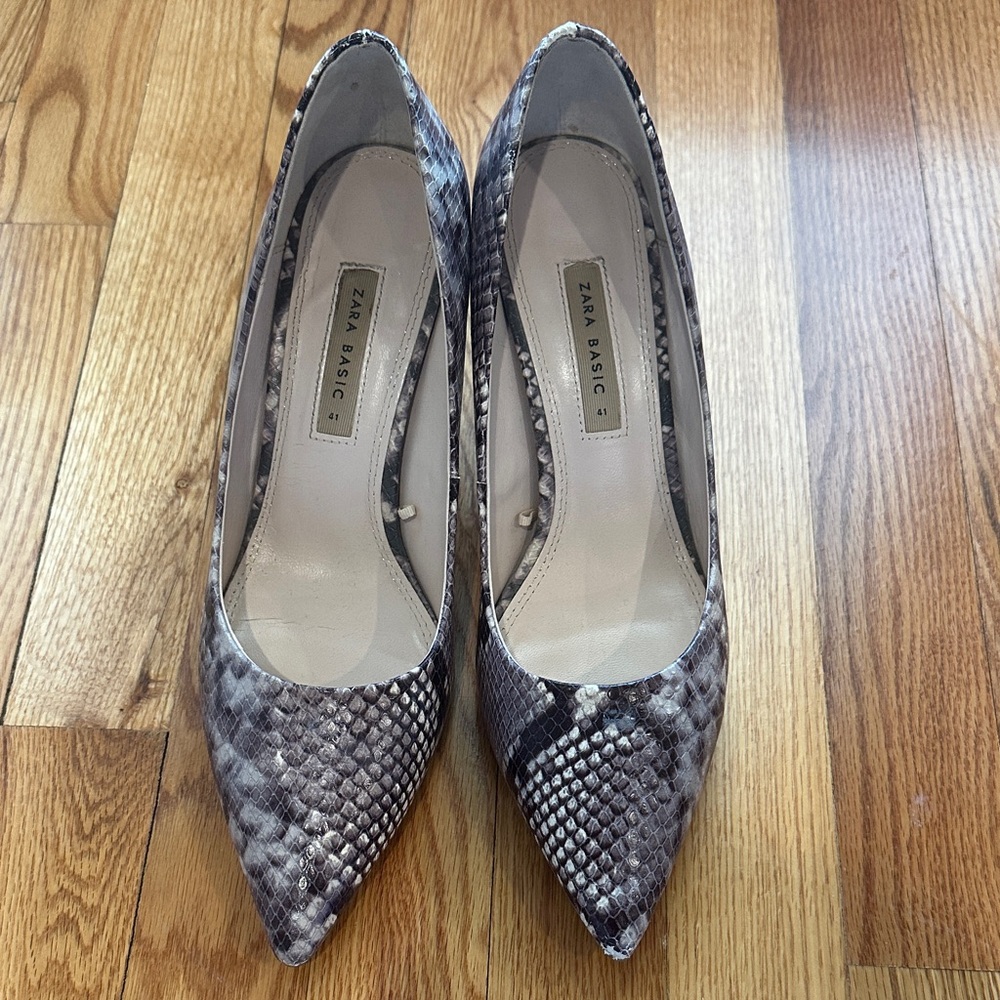 Zara Gray and Black Snake Print Heels